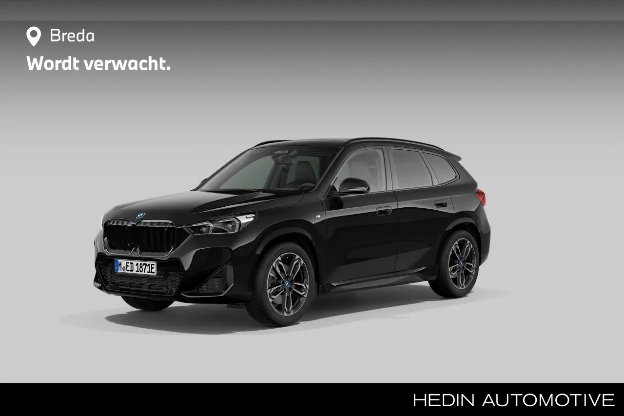 BMW iX1 (2024) — foto 1
