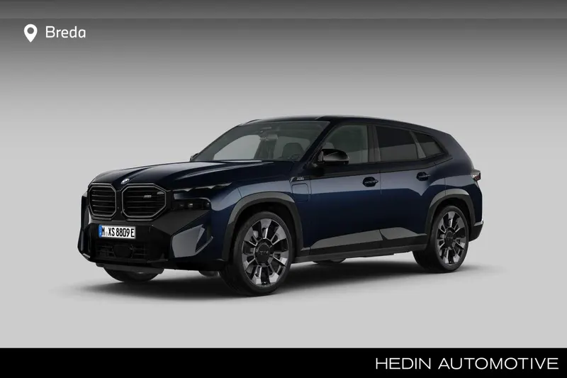 BMW XM (2025)