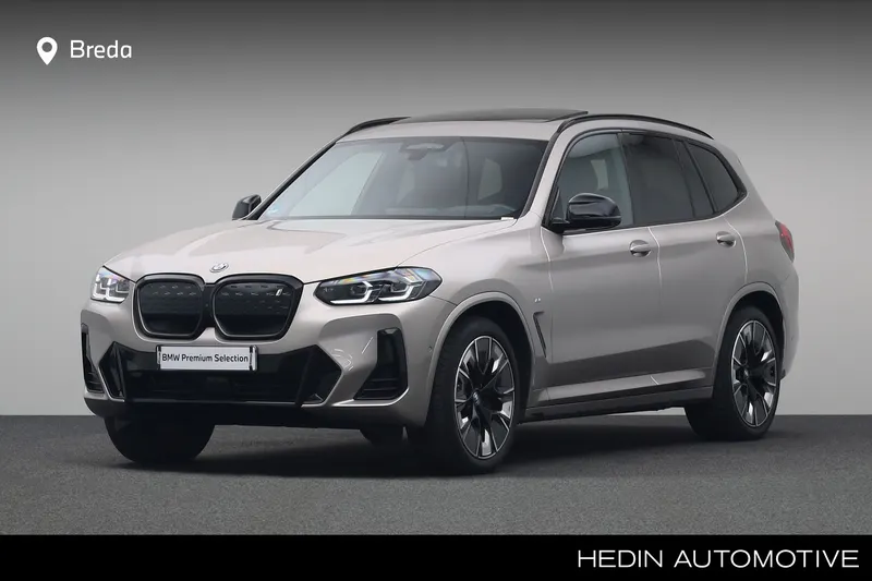 BMW iX3 (2024)