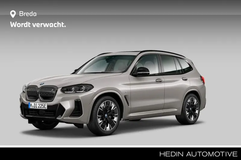 BMW iX3 (2024)