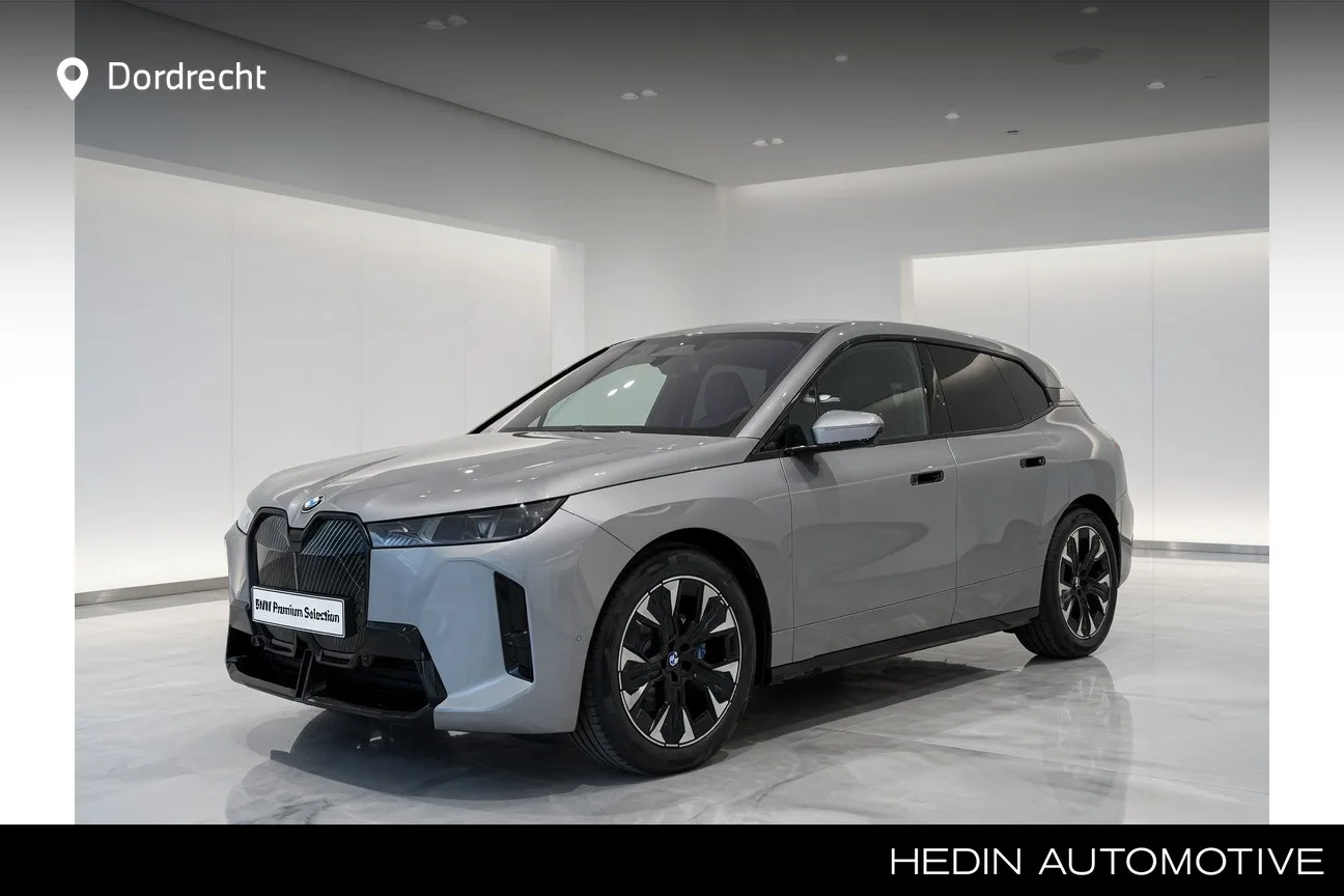 BMW iX (2025) — foto 1