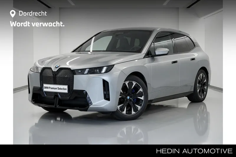 BMW iX (2025)