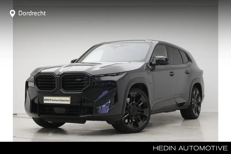 BMW XM (2024)