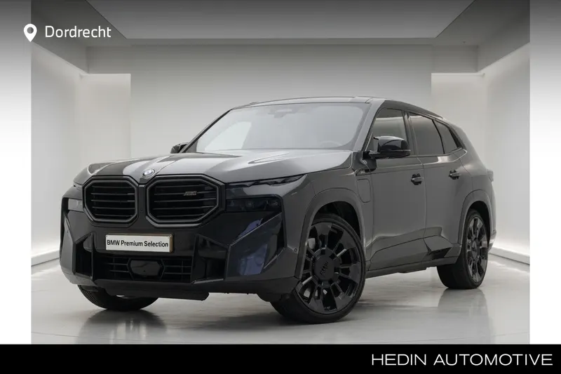 BMW XM (2024)