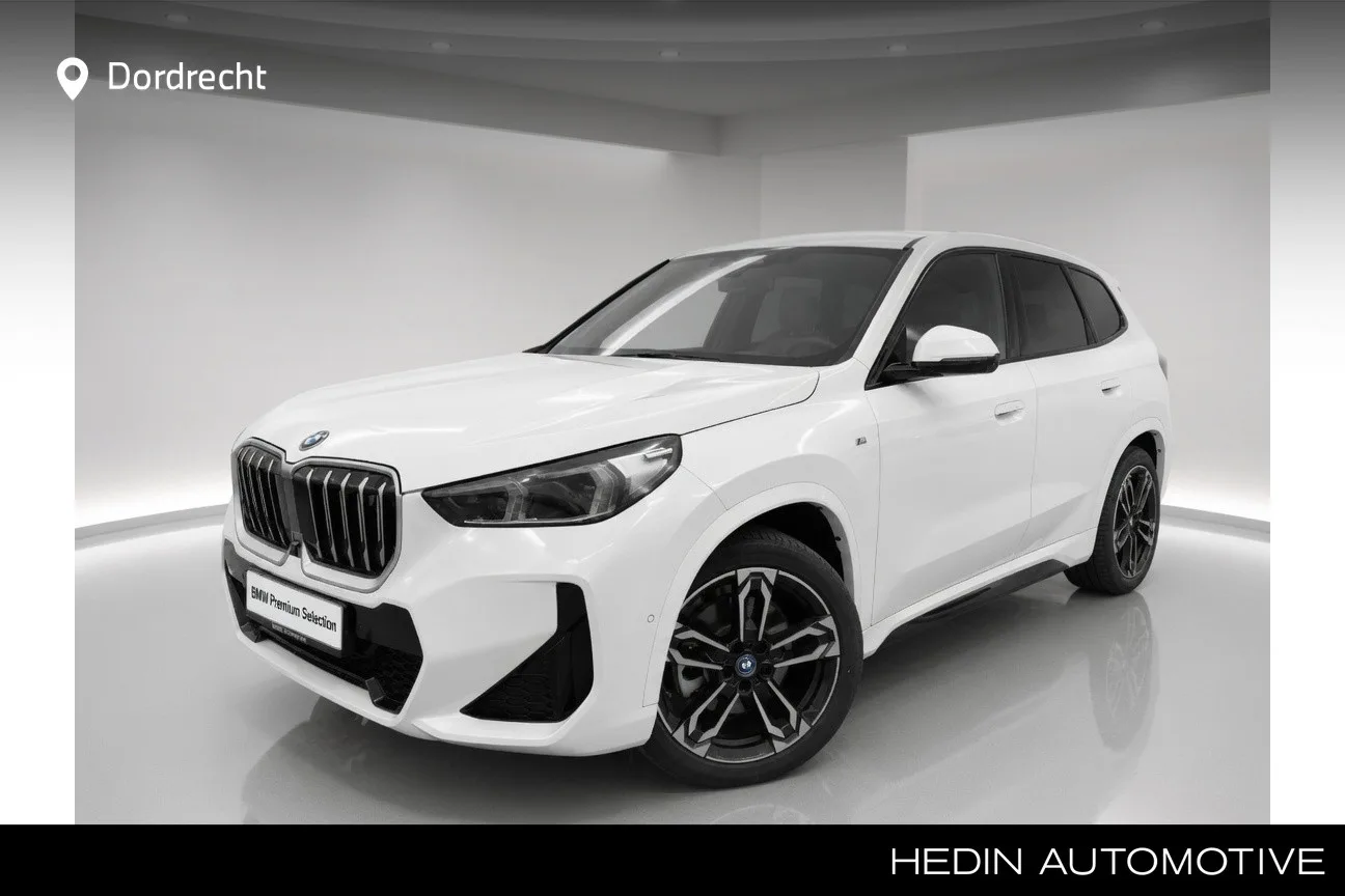 BMW iX1 (2023) — foto 1
