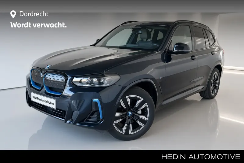 BMW iX3 (2024)