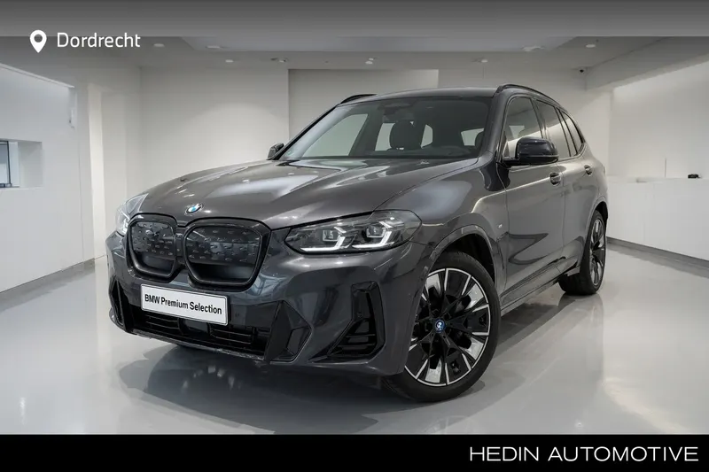BMW iX3 (2023)