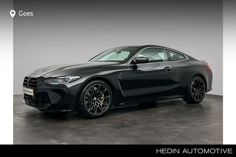 BMW M4 (2023)