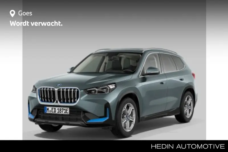 BMW iX1 (2023)