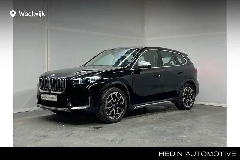 BMW iX1 (2023)