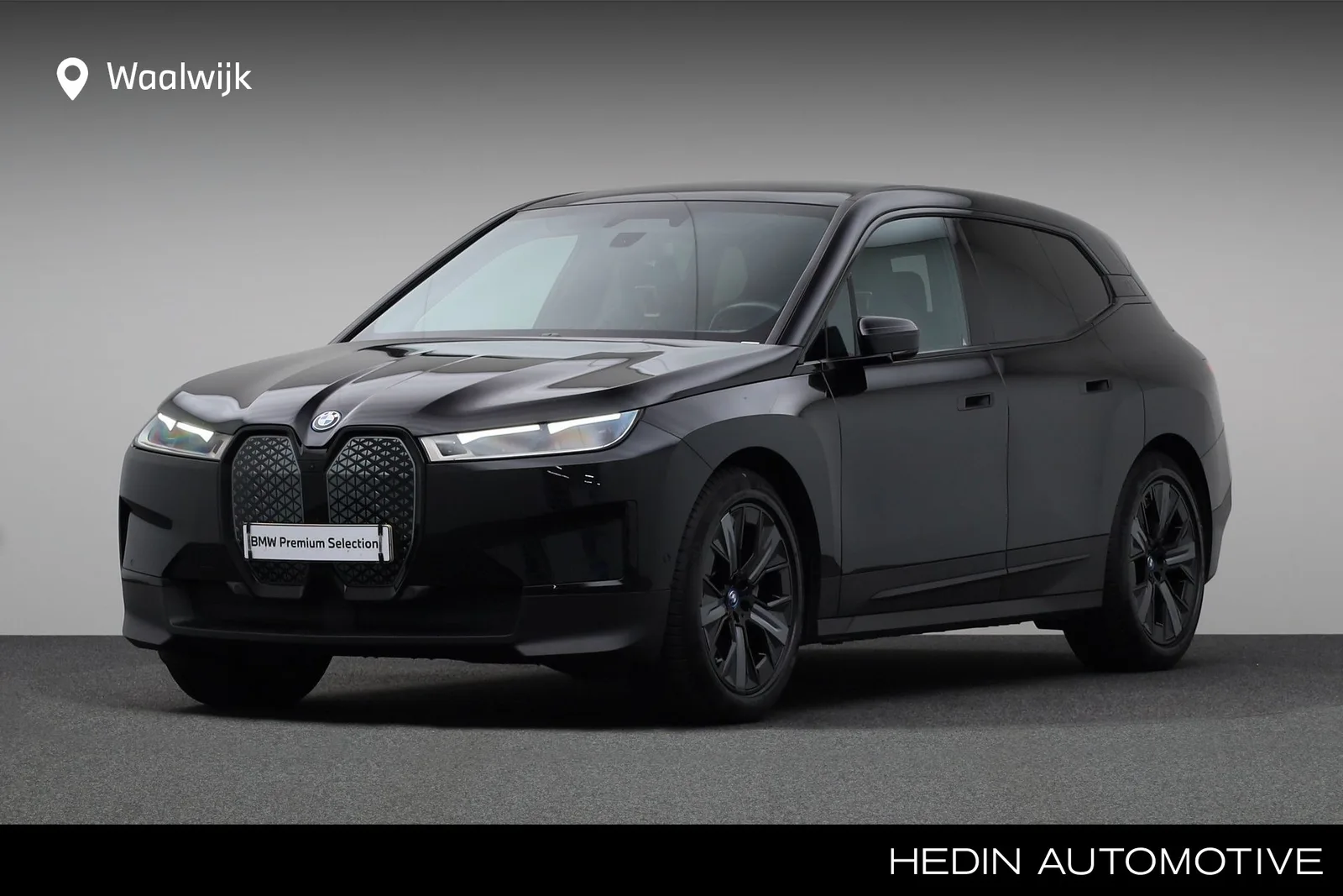 BMW iX (2021) — foto 1