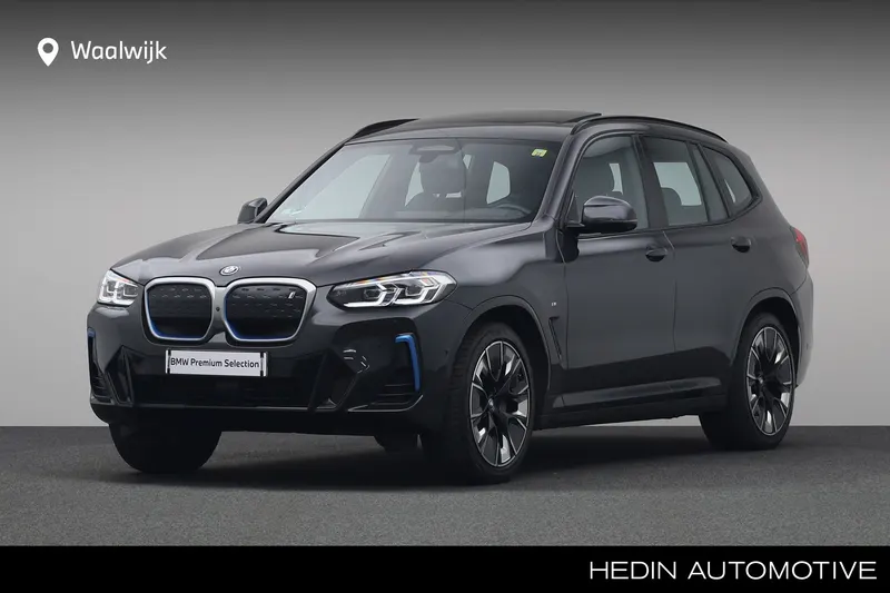 BMW iX3 (2023)