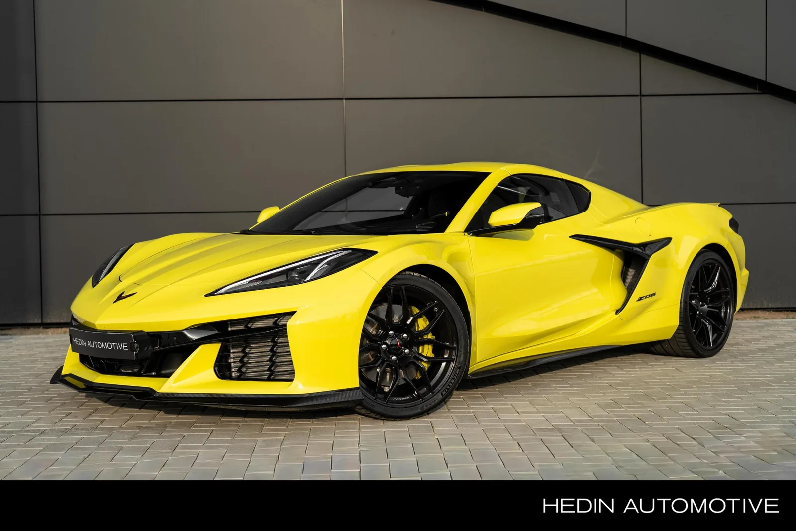 Corvette C8 (2025) — foto 1