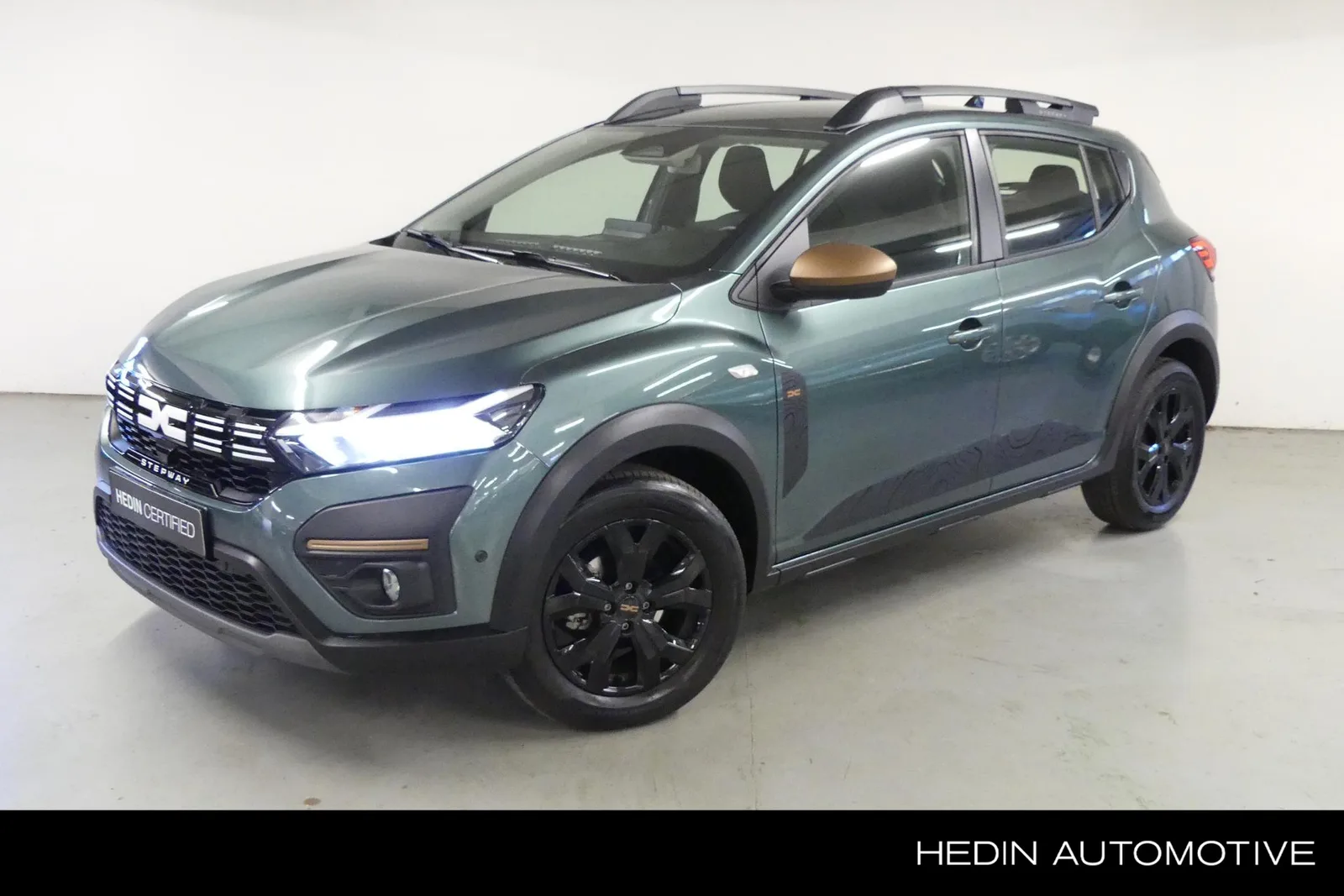 Dacia Sandero Stepway (2024) — foto 1