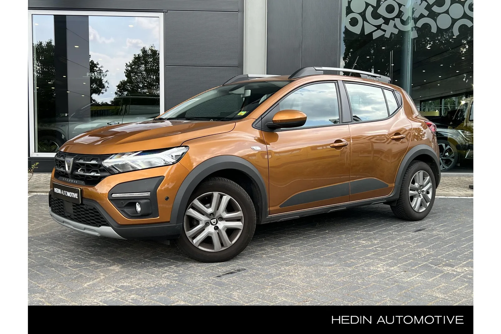 Dacia Sandero Stepway (2021) — foto 1