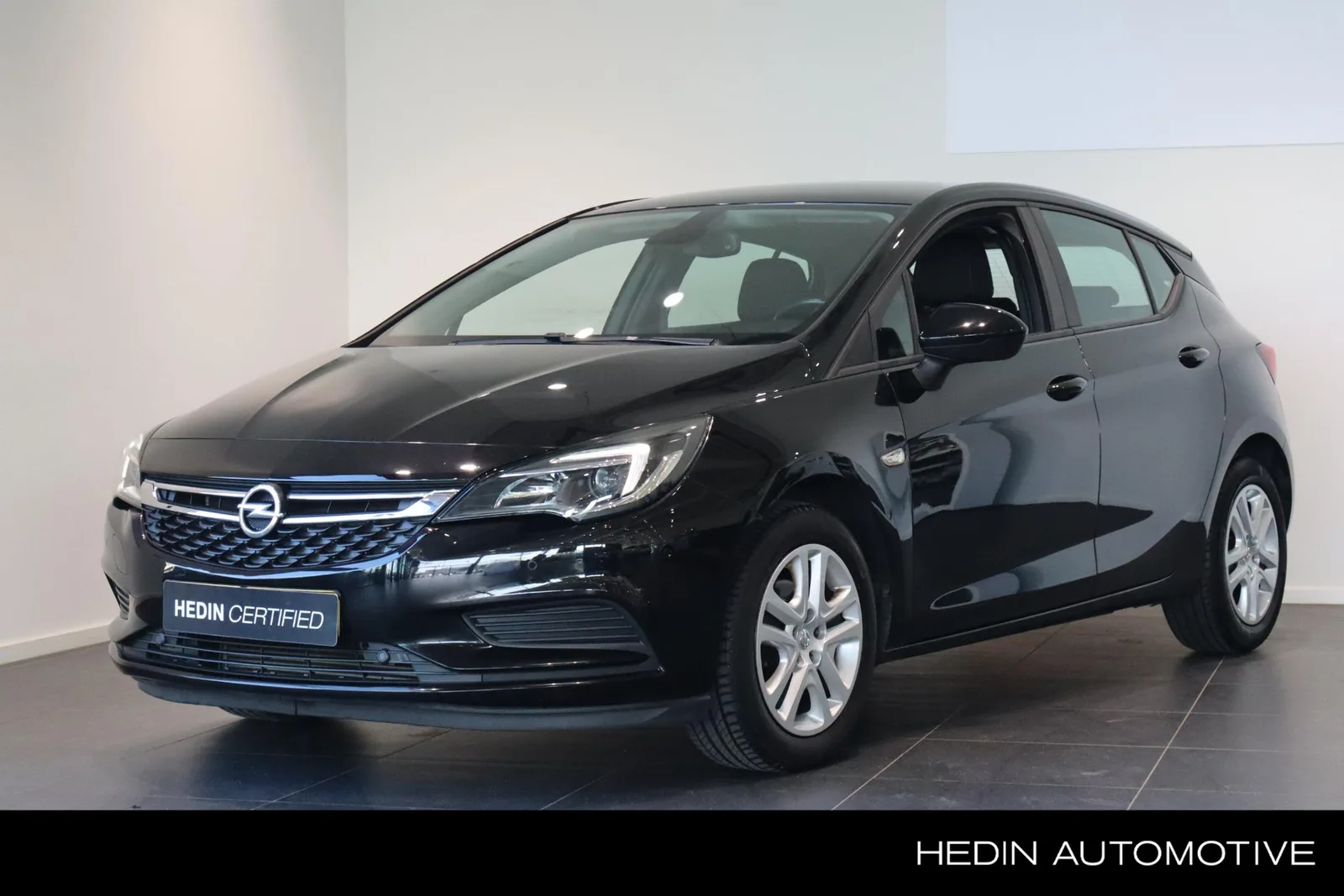 Opel Astra (2016) — foto 1