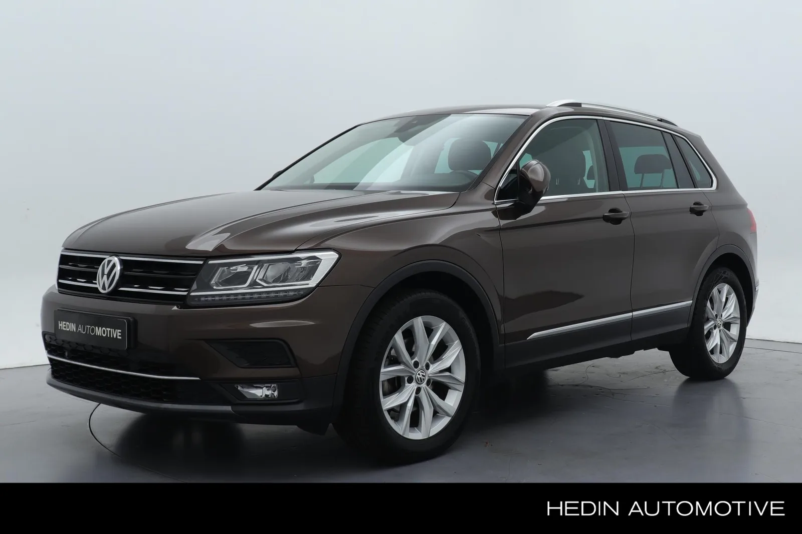Volkswagen Tiguan (2017) — foto 1
