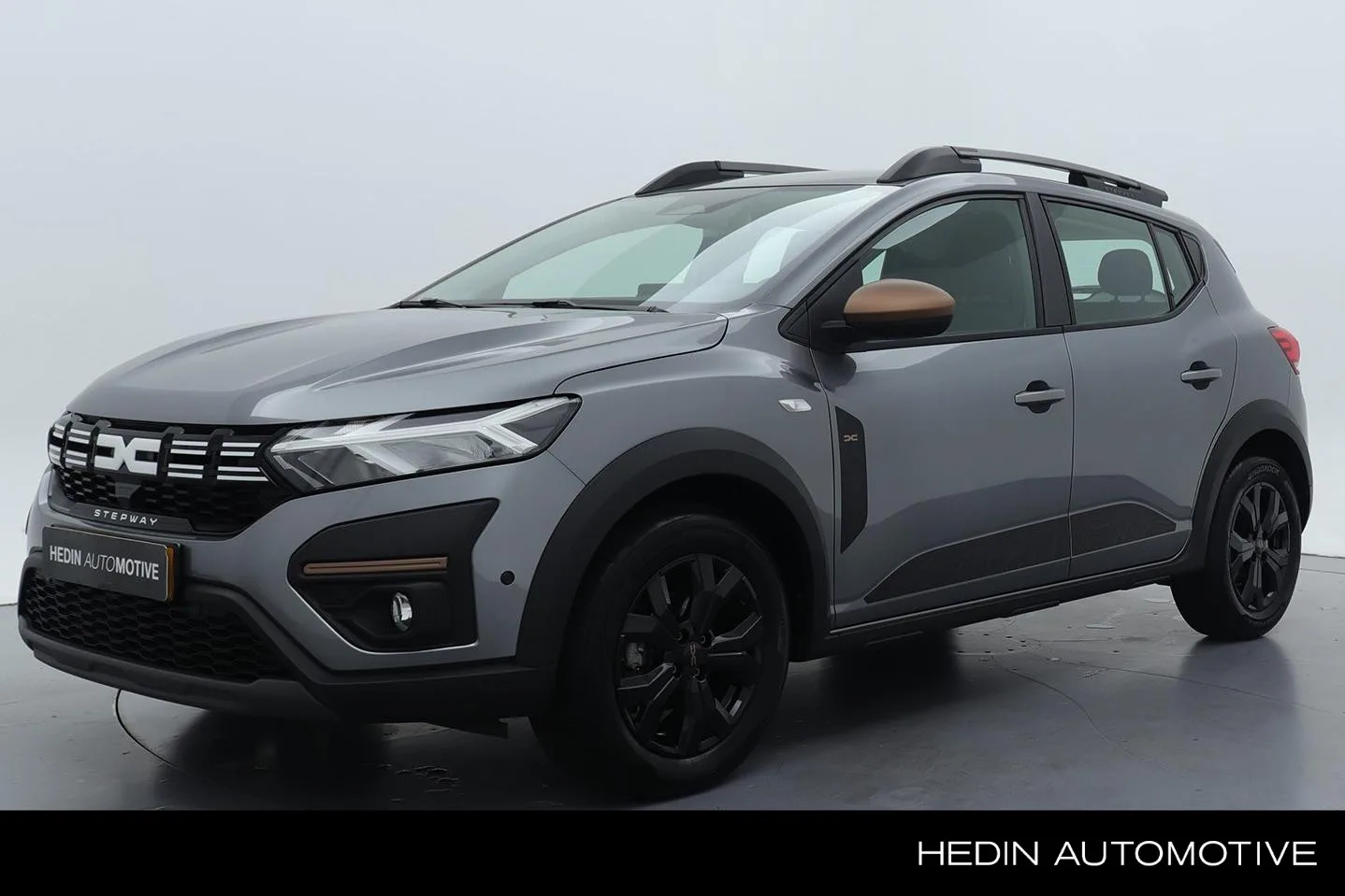Dacia Sandero Stepway (2025) — foto 1