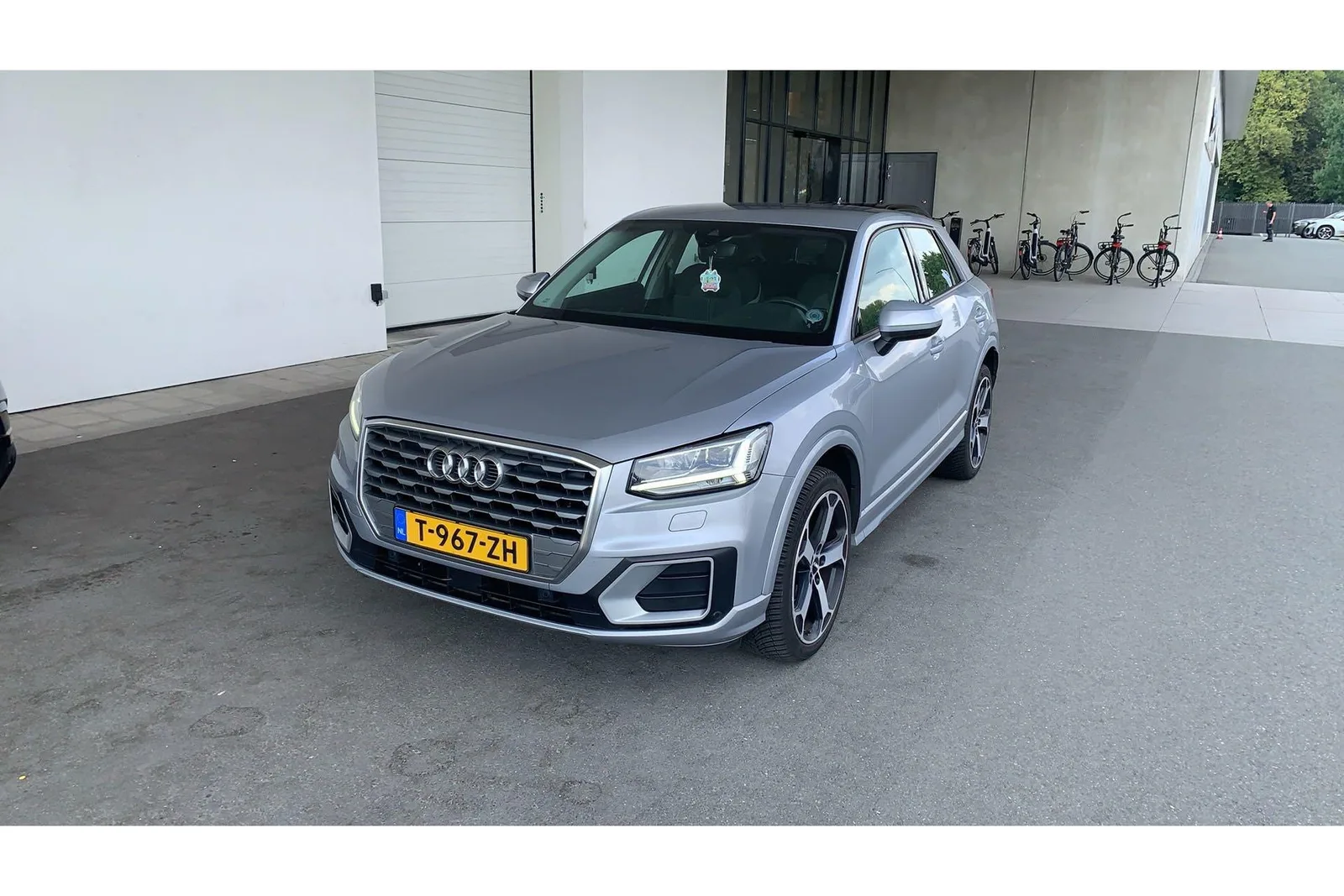Audi Q2 (2020) — foto 1