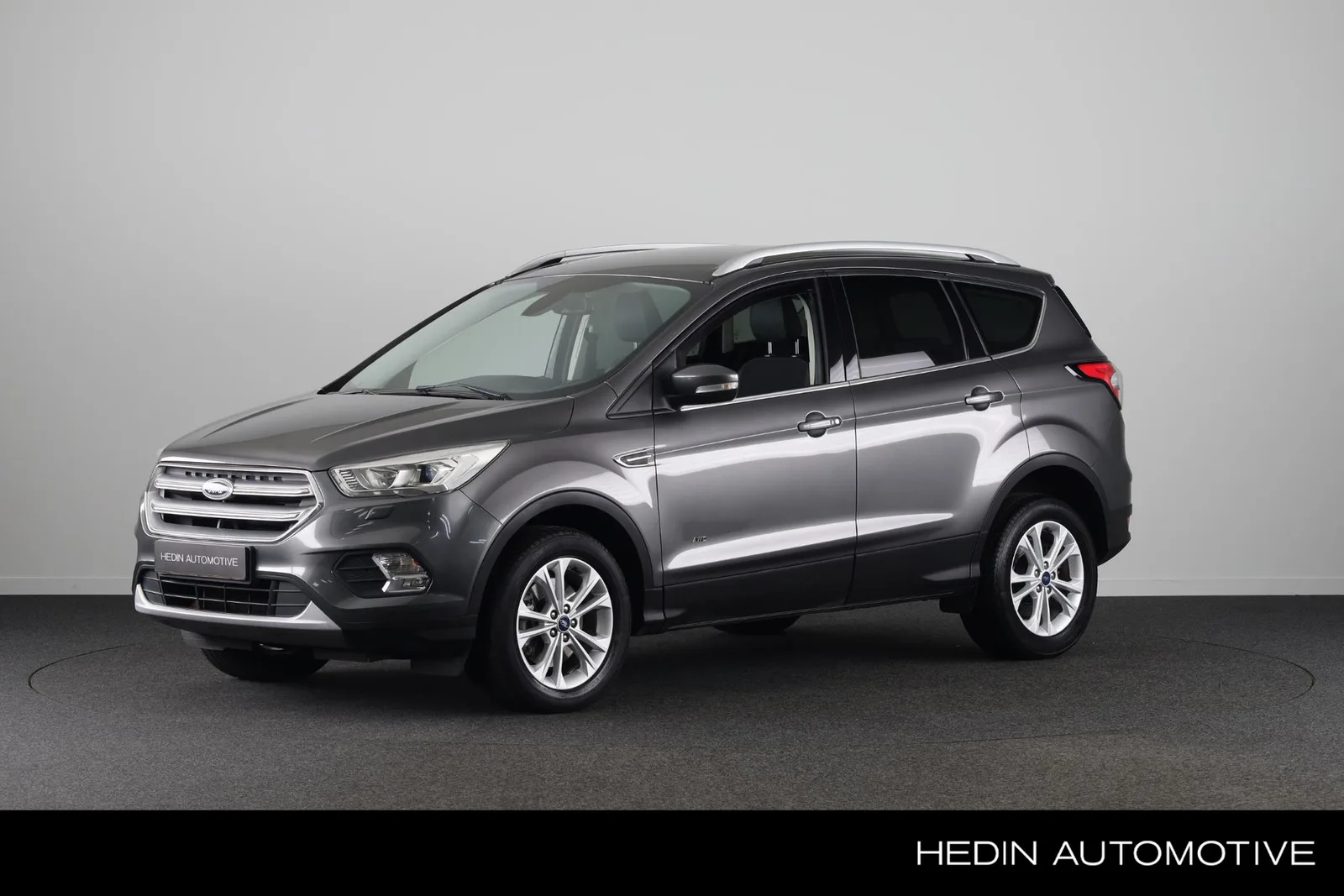 Ford Kuga (2017) — foto 1