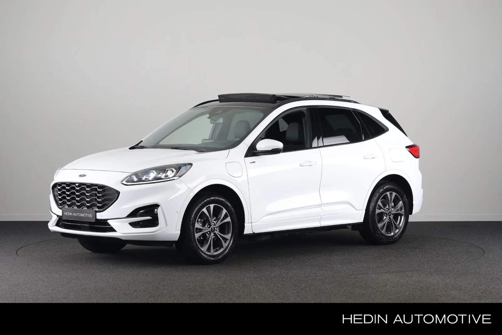 Ford Kuga (2024) — foto 1