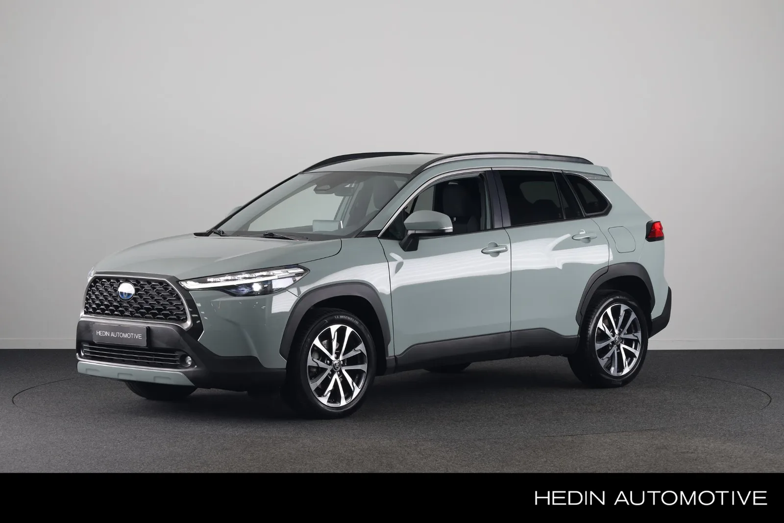 Toyota Corolla (2023) — foto 1
