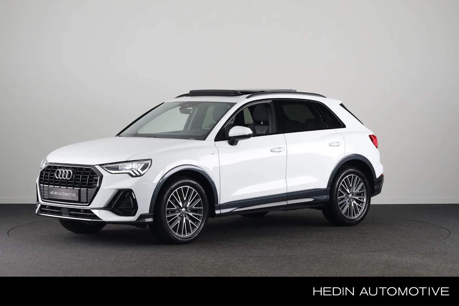 Audi Q3 (2019) — foto 1