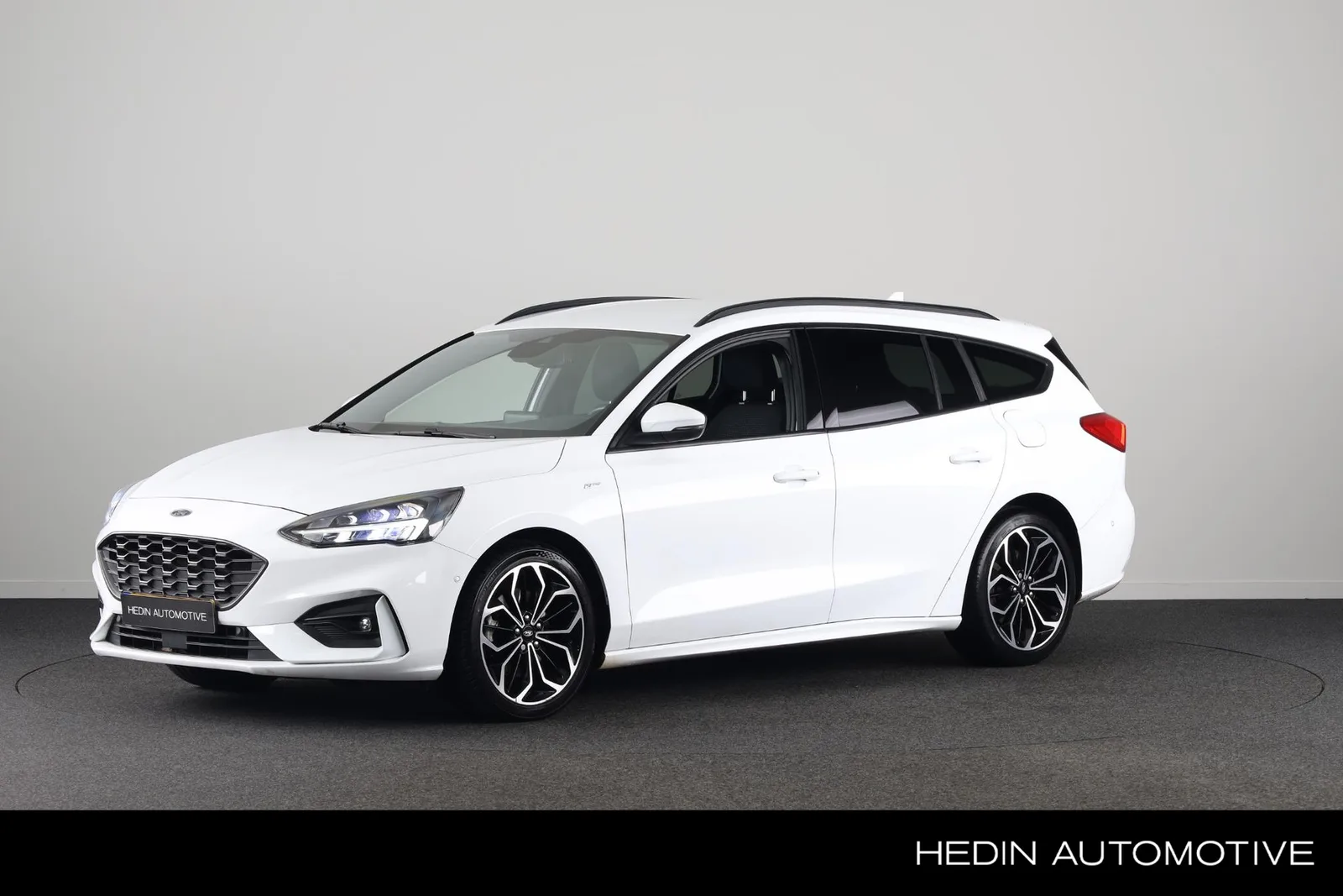 Ford Focus (2020) — foto 1