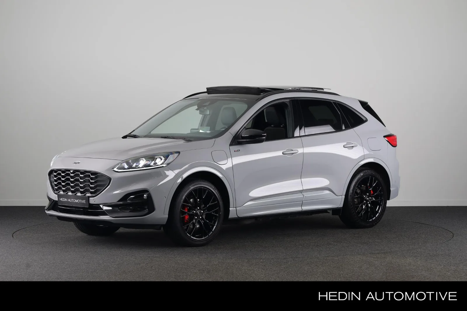 Ford Kuga (2024) — foto 1