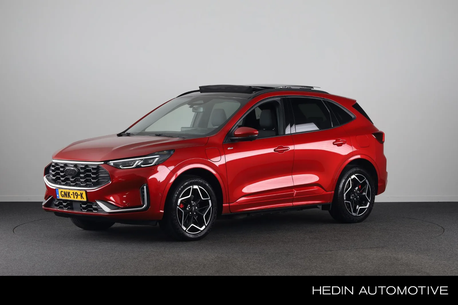 Ford Kuga (2024) — foto 1