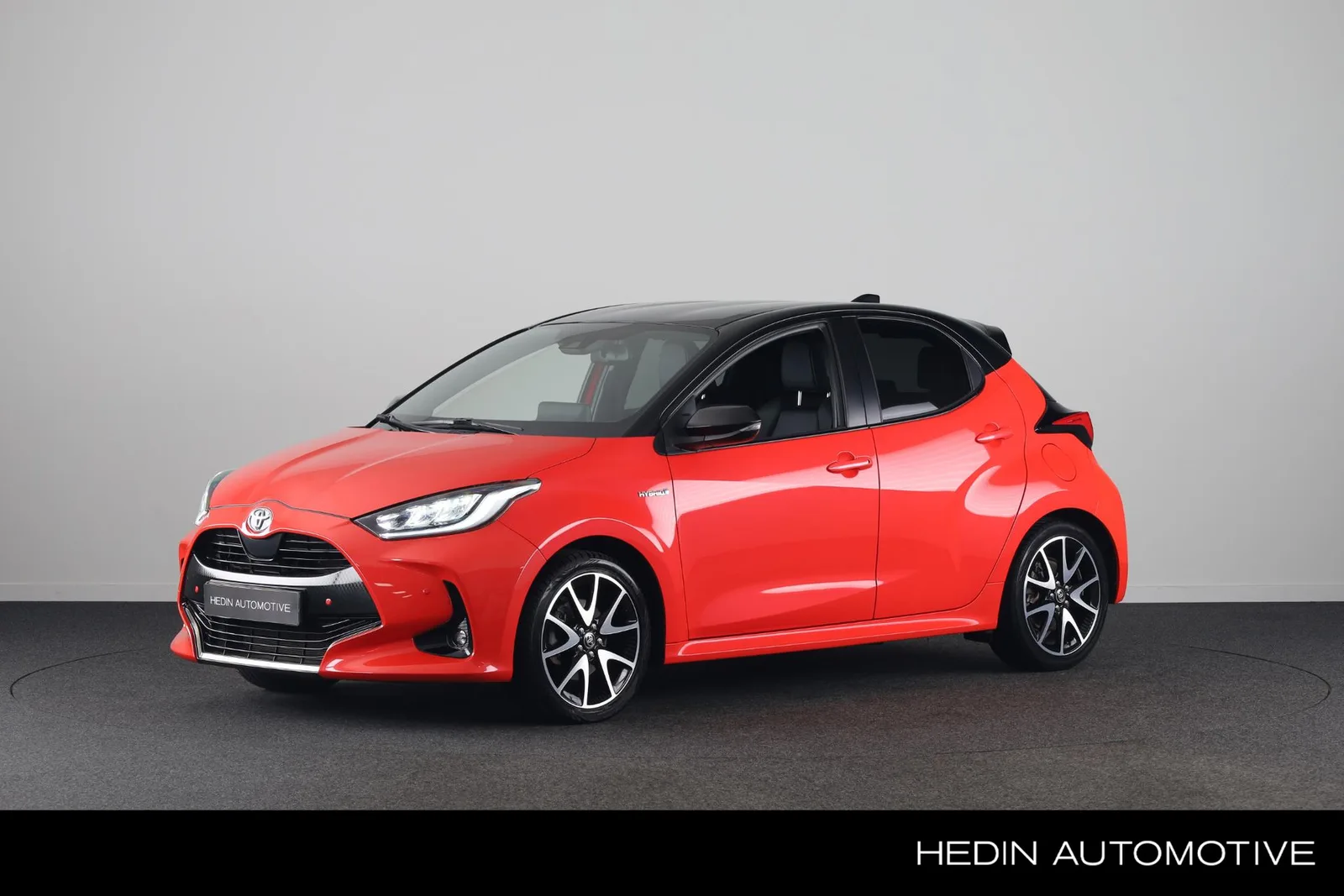 Toyota Yaris (2020) — foto 1