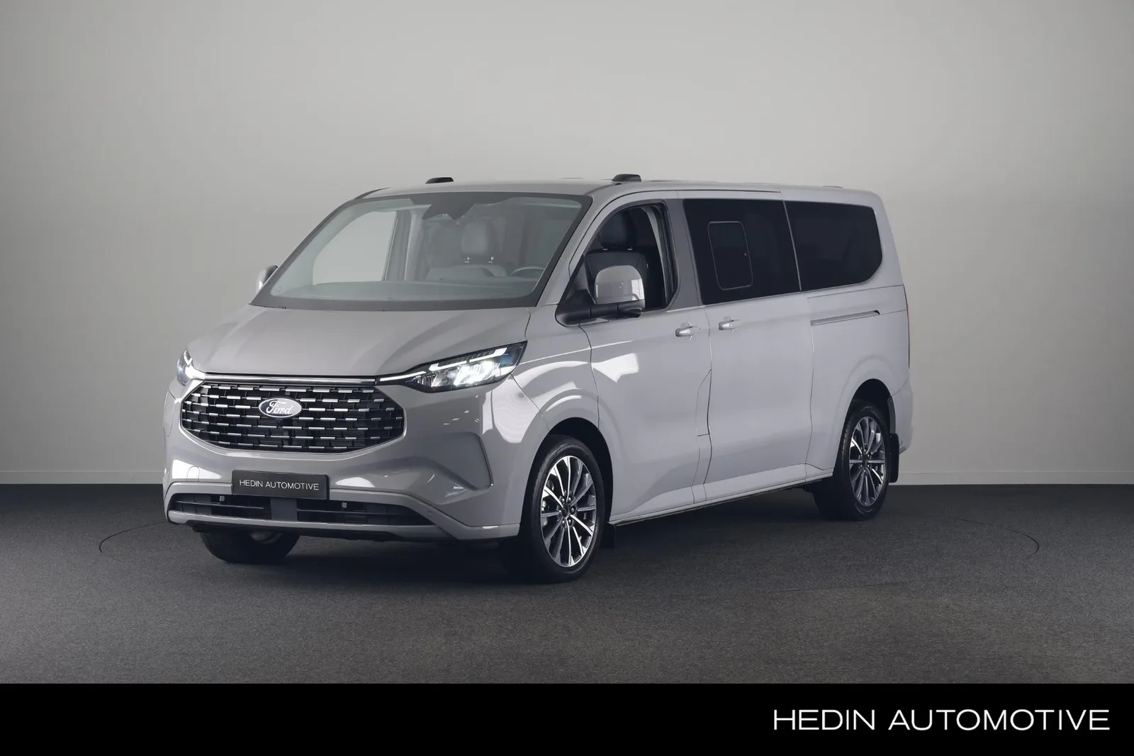 Ford Transit Custom (2024) — foto 1