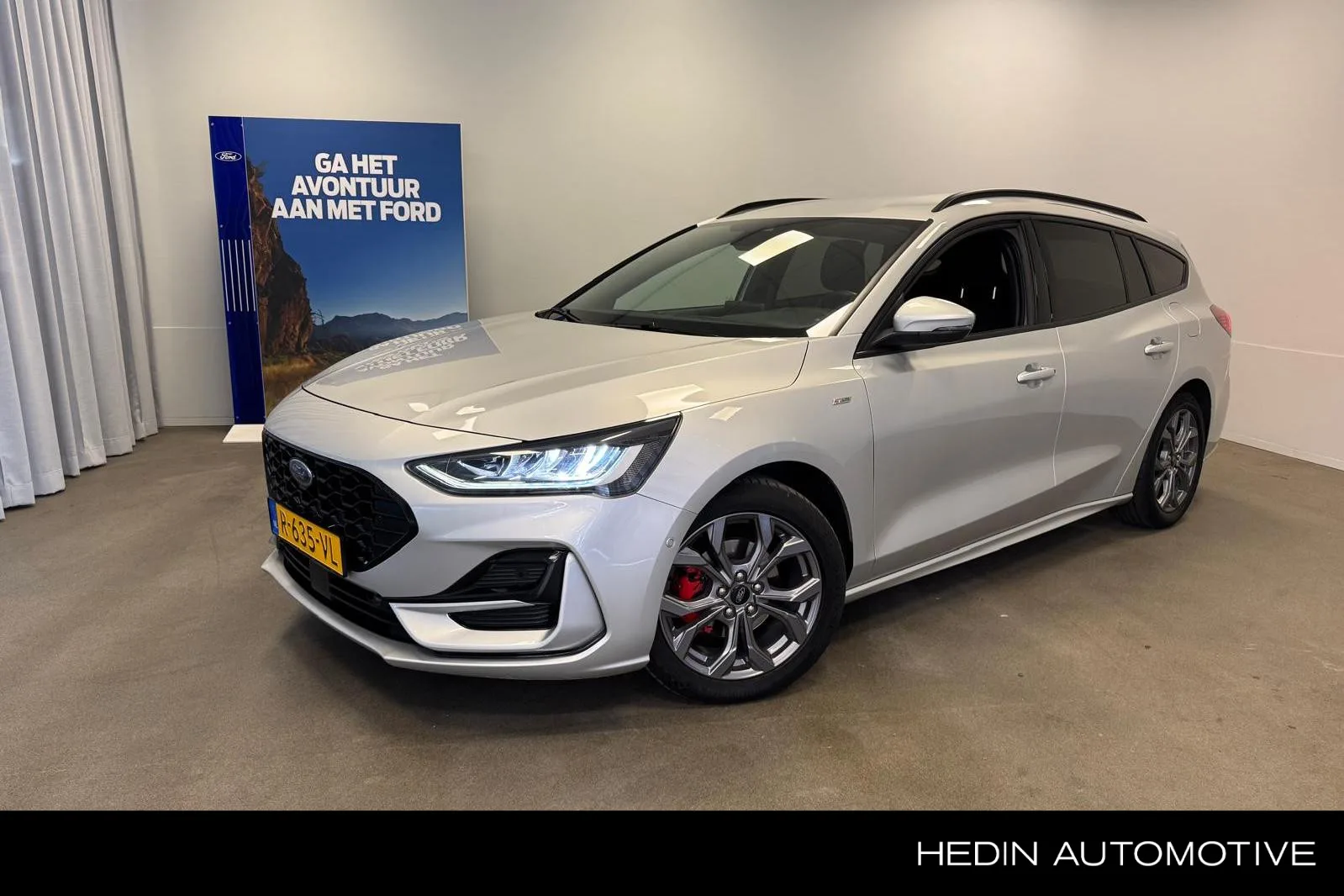Ford Focus (2022) — foto 1