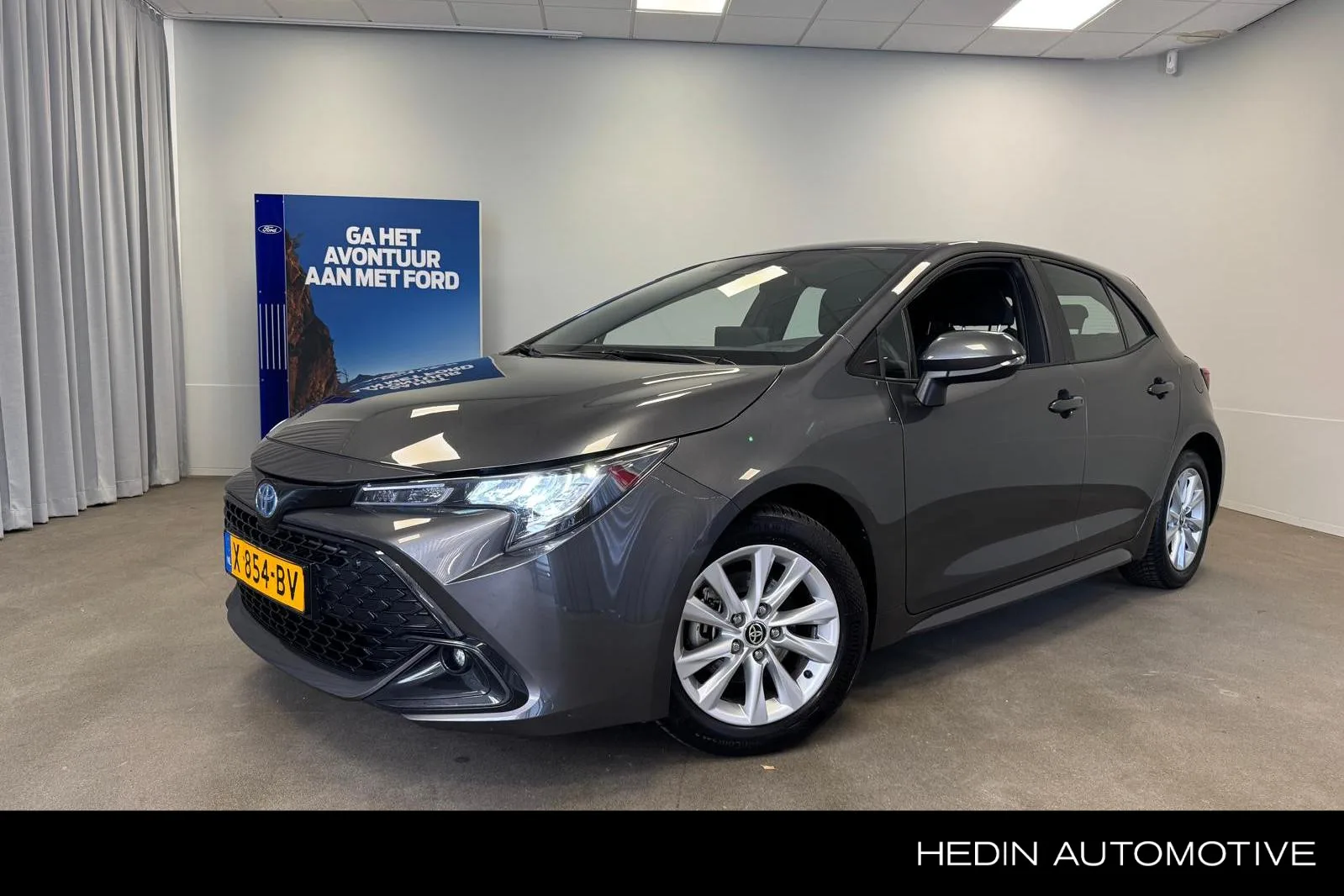 Toyota Corolla (2023) — foto 1