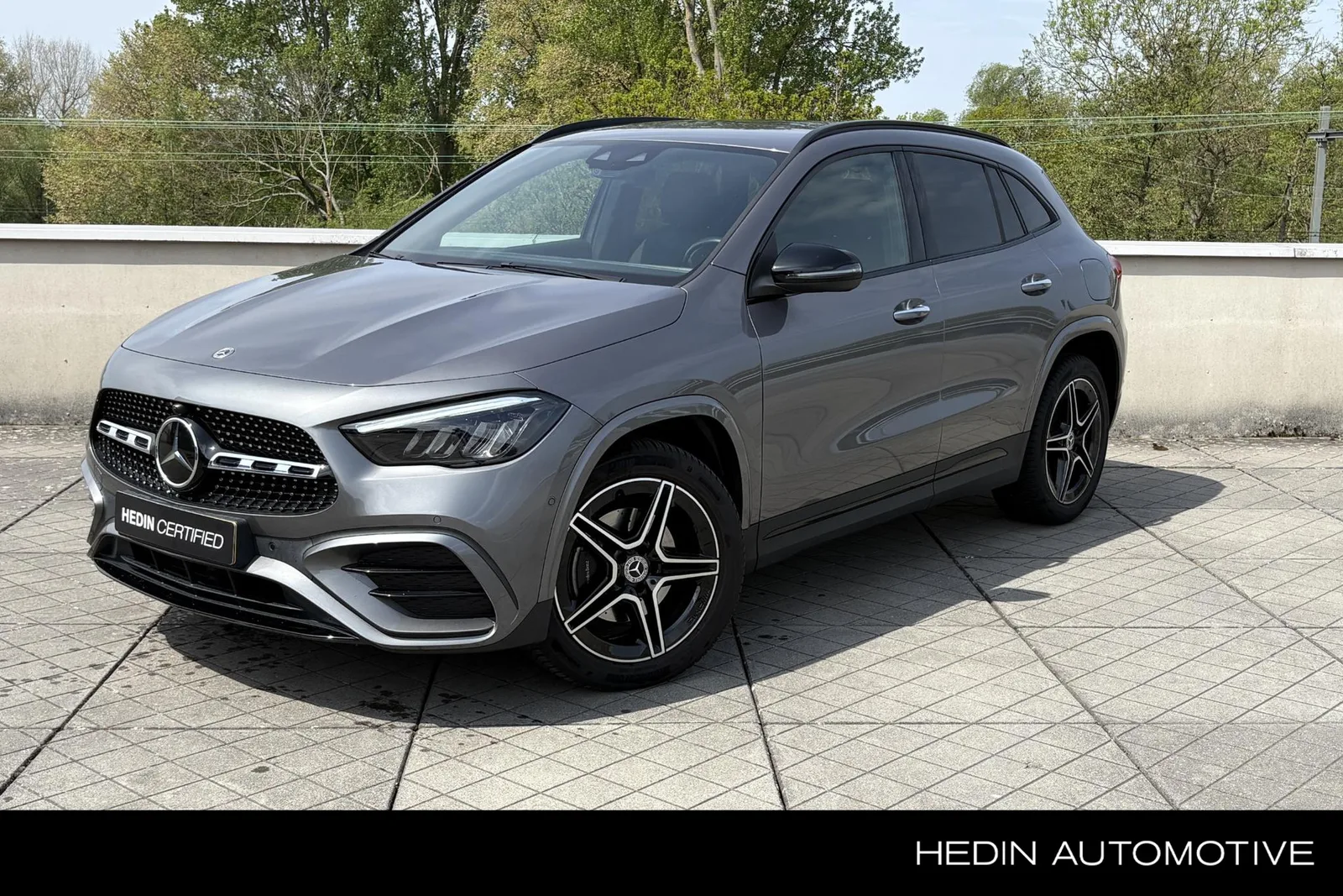 Mercedes-Benz GLA (2023) — foto 1