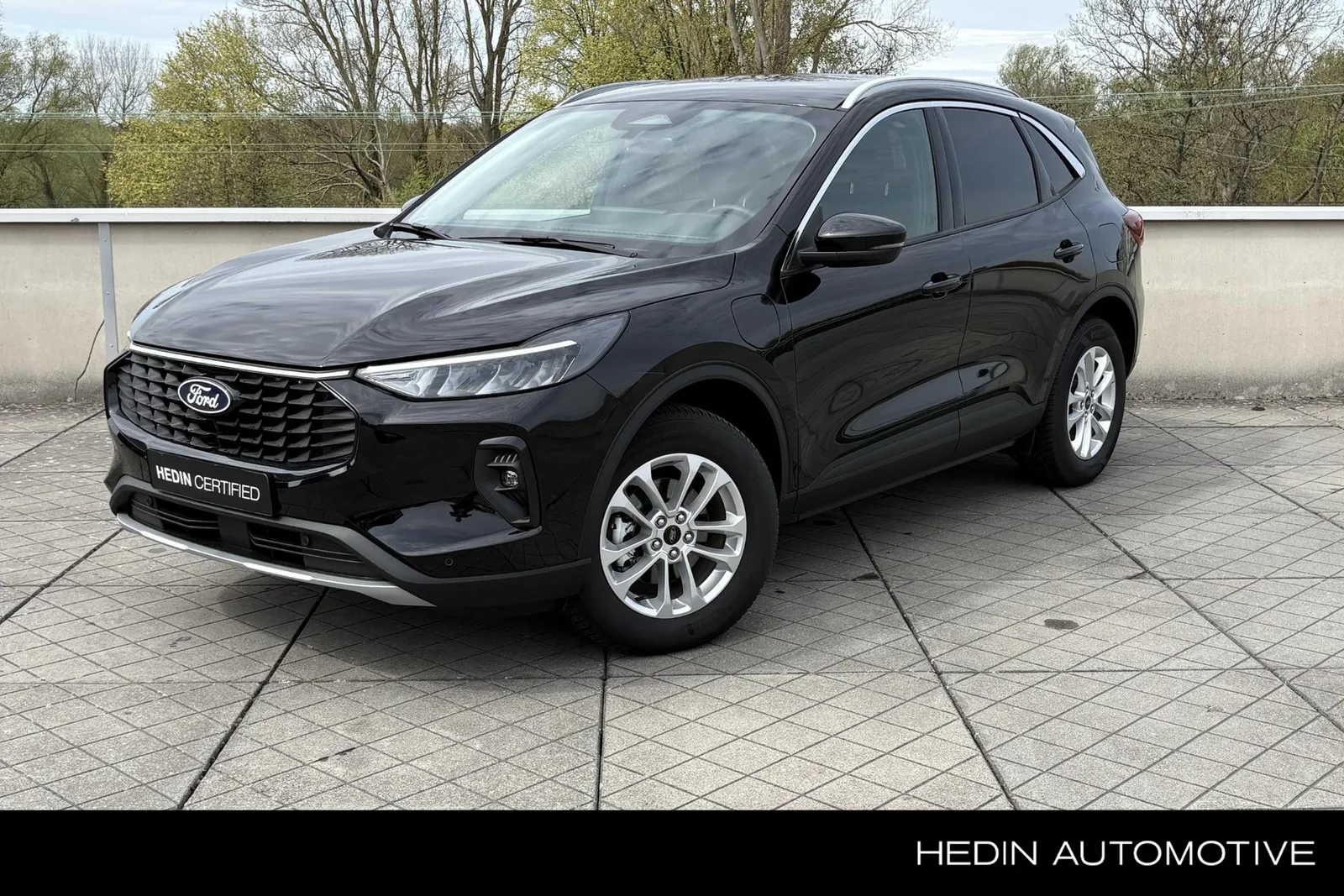 Ford Kuga (2024) — foto 1