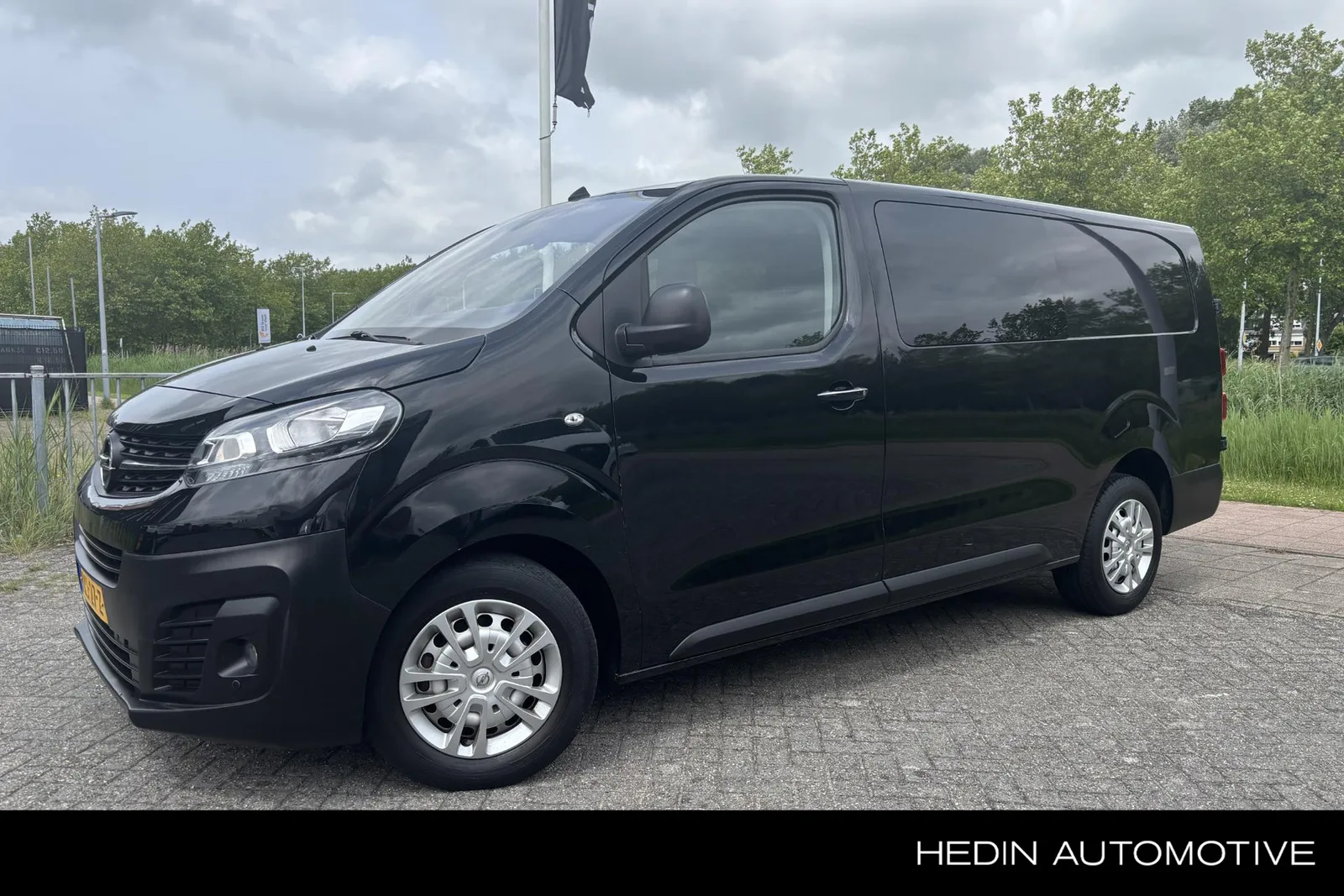 Opel Vivaro (2023) — foto 1