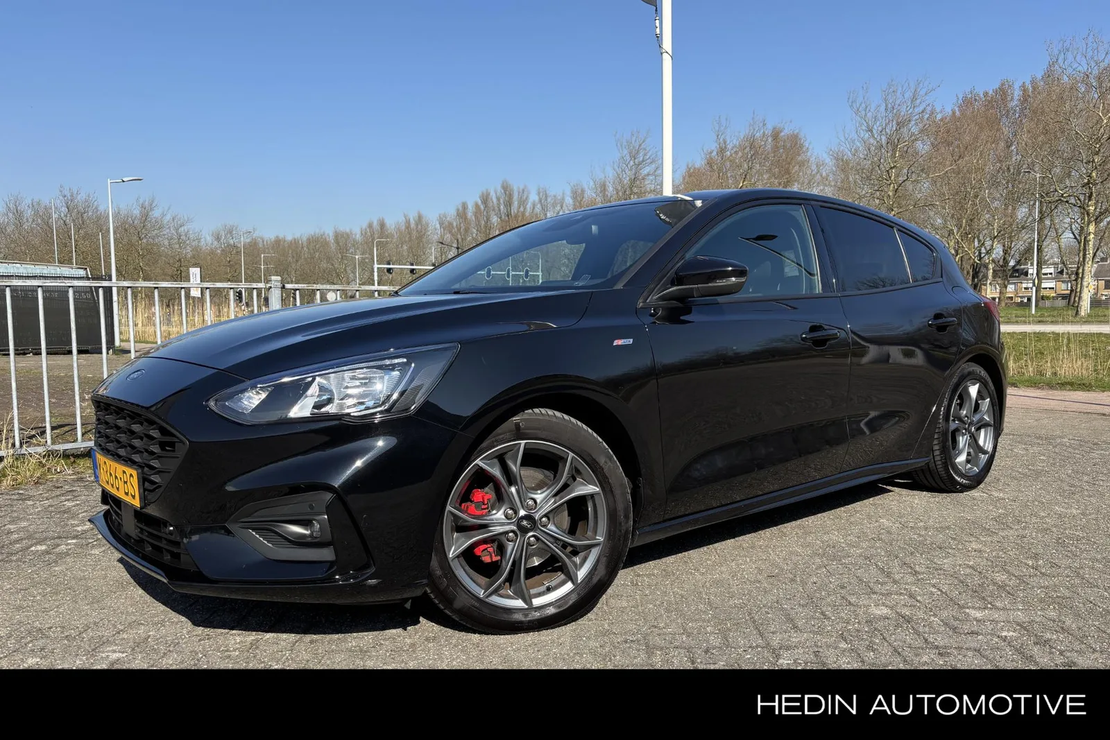 Ford Focus (2020) — foto 1