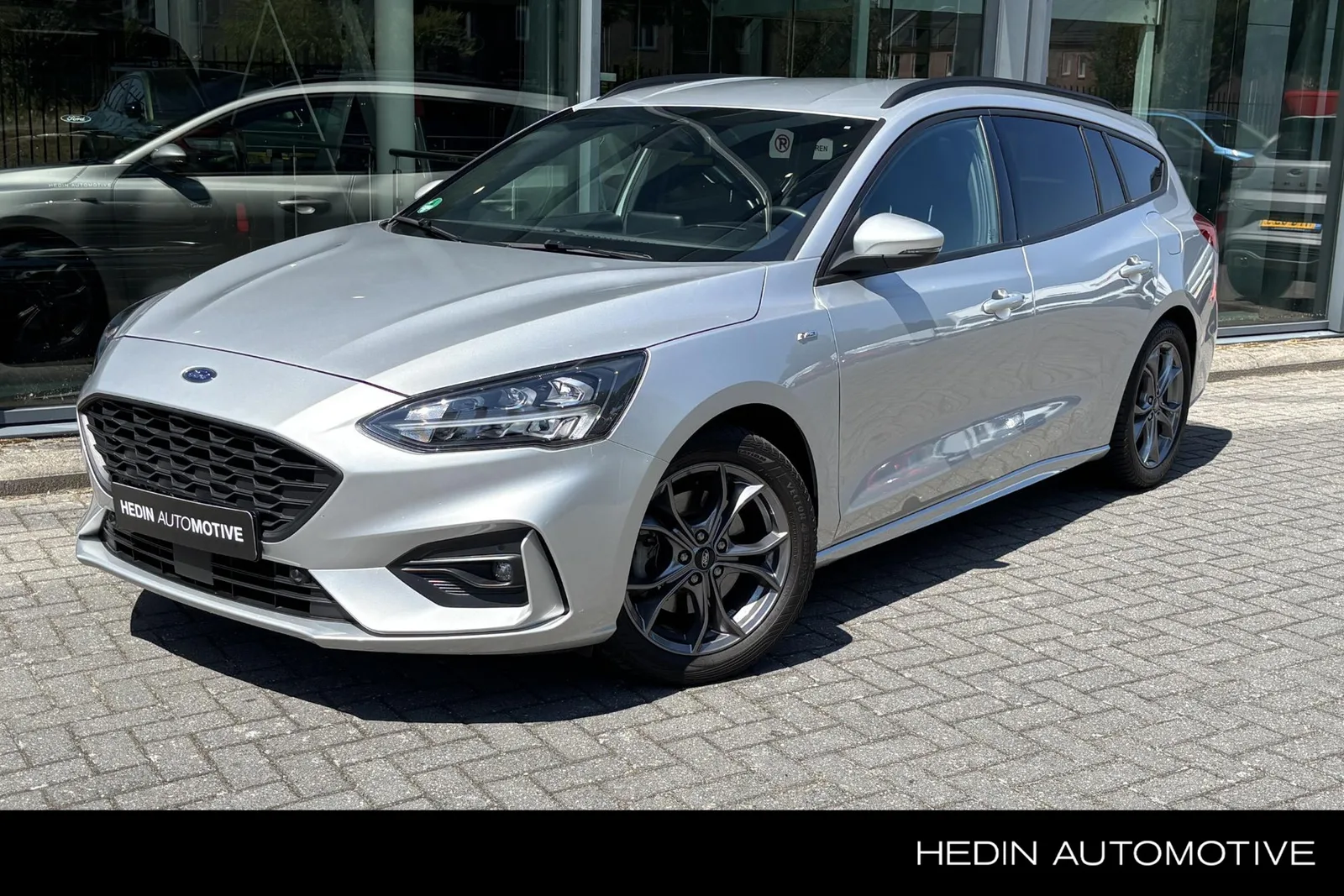 Ford Focus (2021) — foto 1
