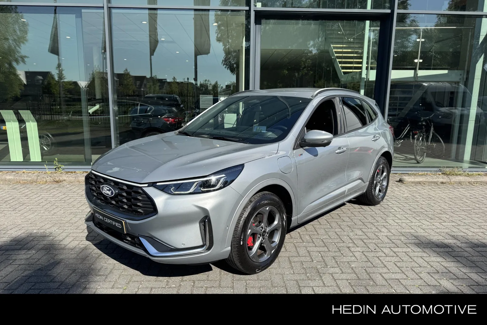 Ford Kuga (2025) — foto 1