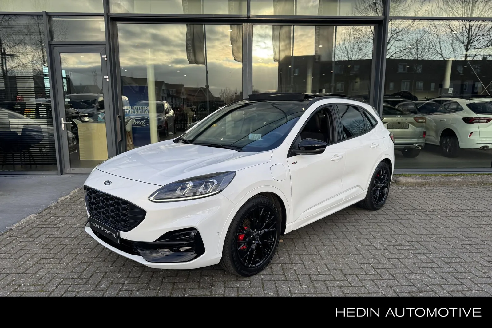 Ford Kuga (2023) — foto 1