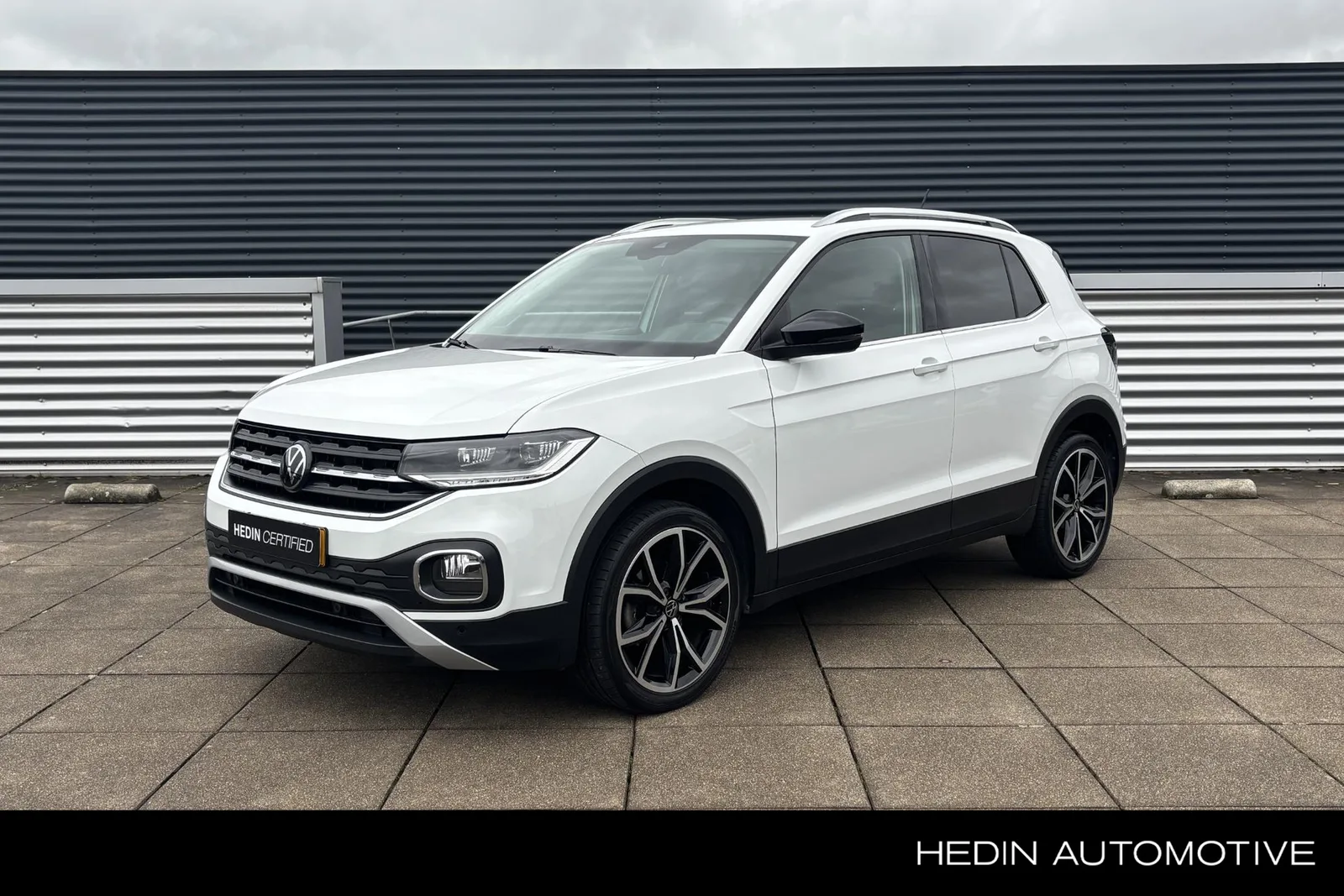 Volkswagen T-Cross (2023) — foto 1