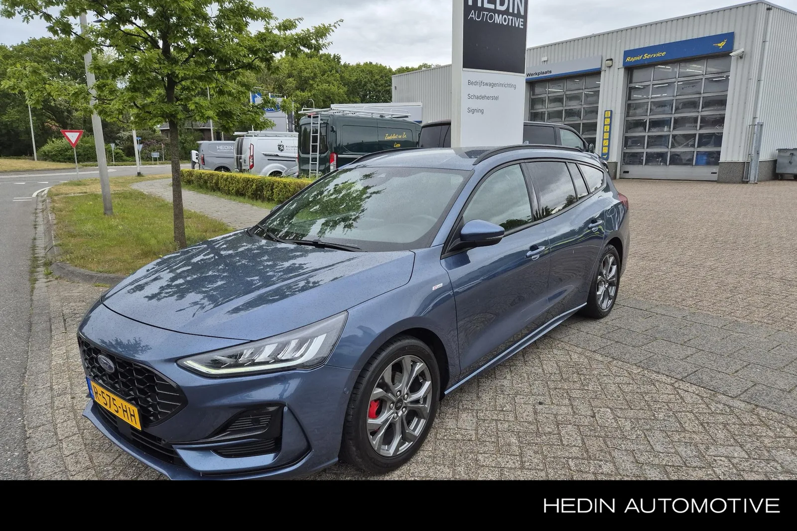 Ford Focus (2022) — foto 1