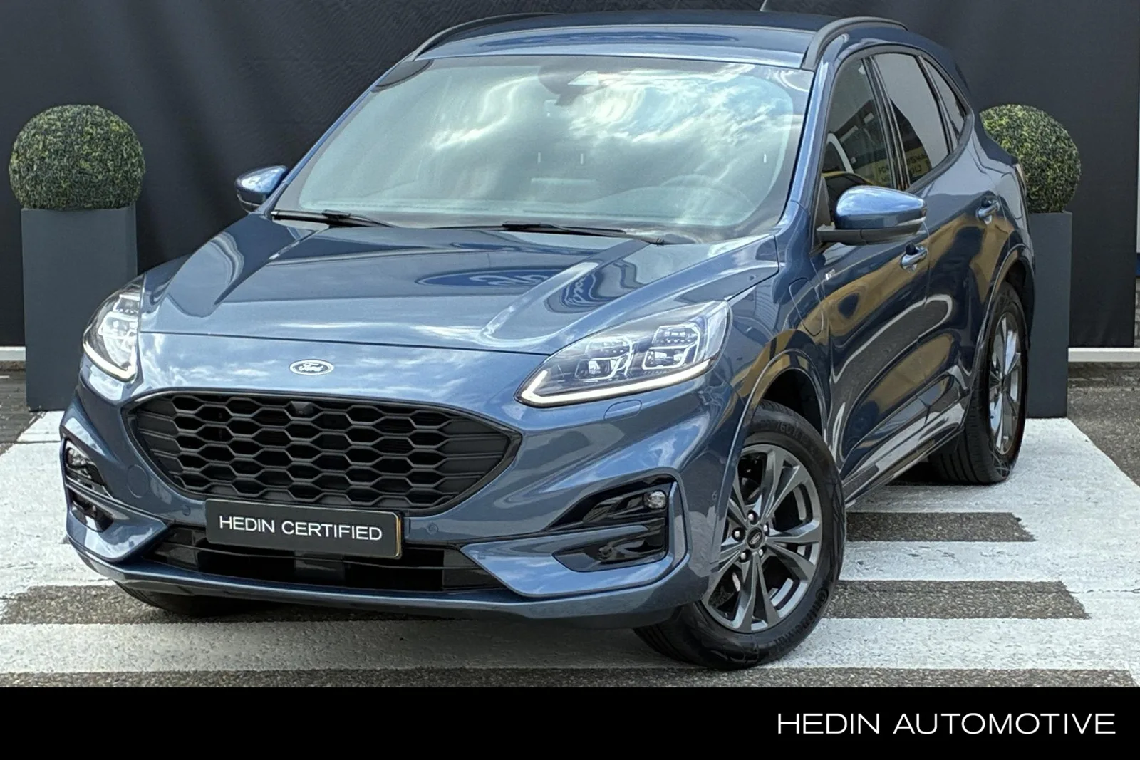 Ford Kuga (2023) — foto 1