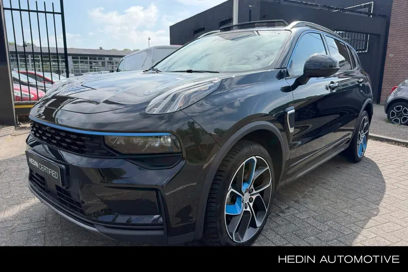 Lynk & Co 01 (2023)