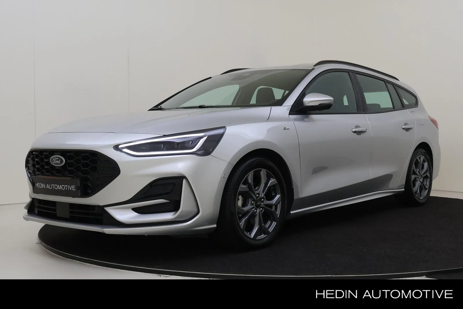 Ford Focus (2023) — foto 1