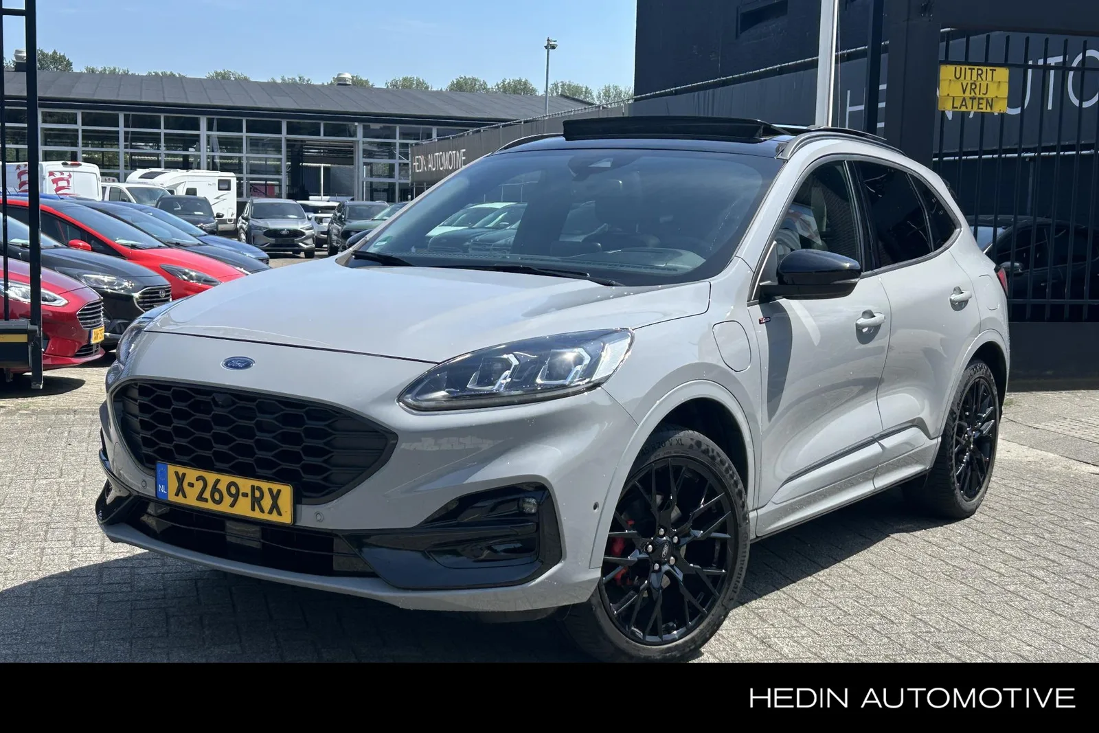 Ford Kuga (2024) — foto 1