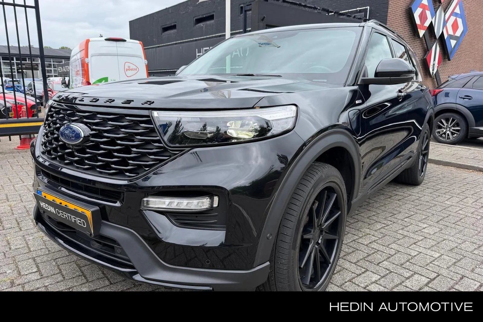 Ford Explorer (2021) — foto 1