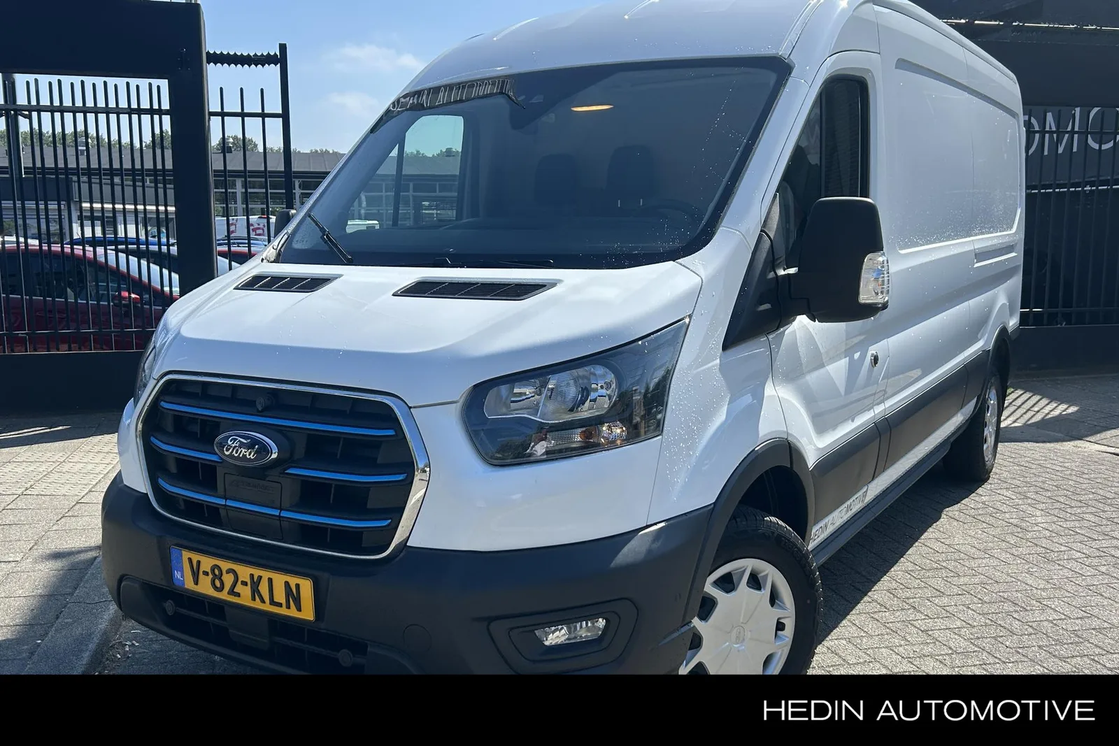 Ford E-Transit (2024) — foto 1