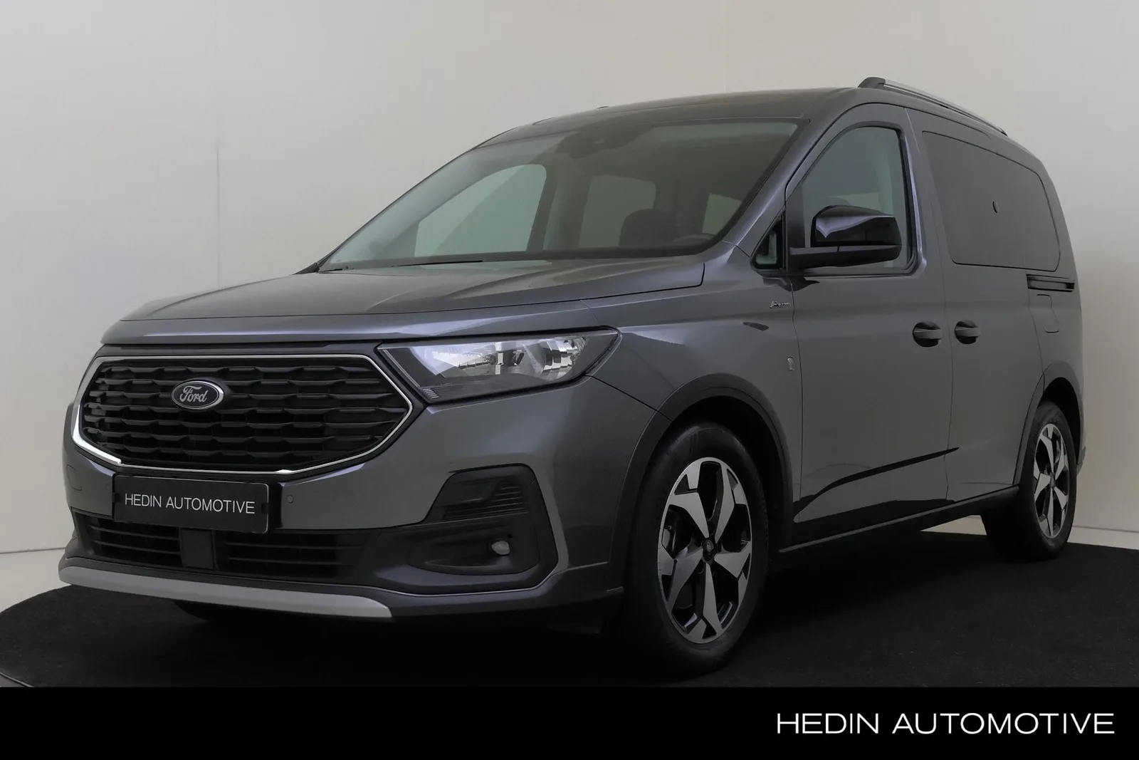 Ford Tourneo Connect (2023) — foto 1
